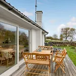 3 Bedroom Beautiful In *