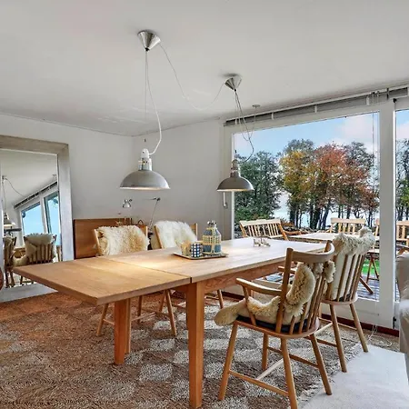 Semesterbostad 3 Bedroom Beautiful In